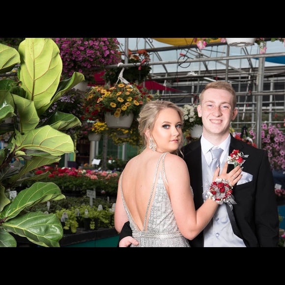 2019 Jovani prom dress - Picture 3 of 4